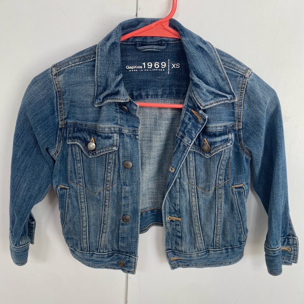 Gap girls classic jean jacket